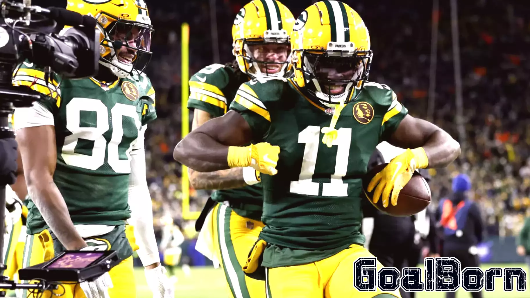 Packers Triumph Over Dolphins with a 30-17 Victory on Thanksgiving Night